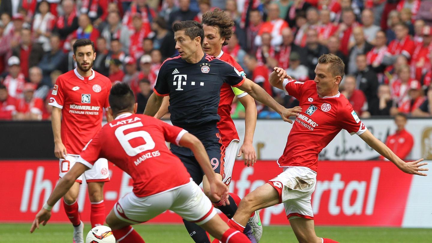 他在俱乐部 他在俱乐部