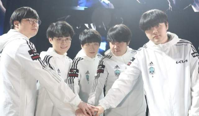 和整体组合 和整体组合