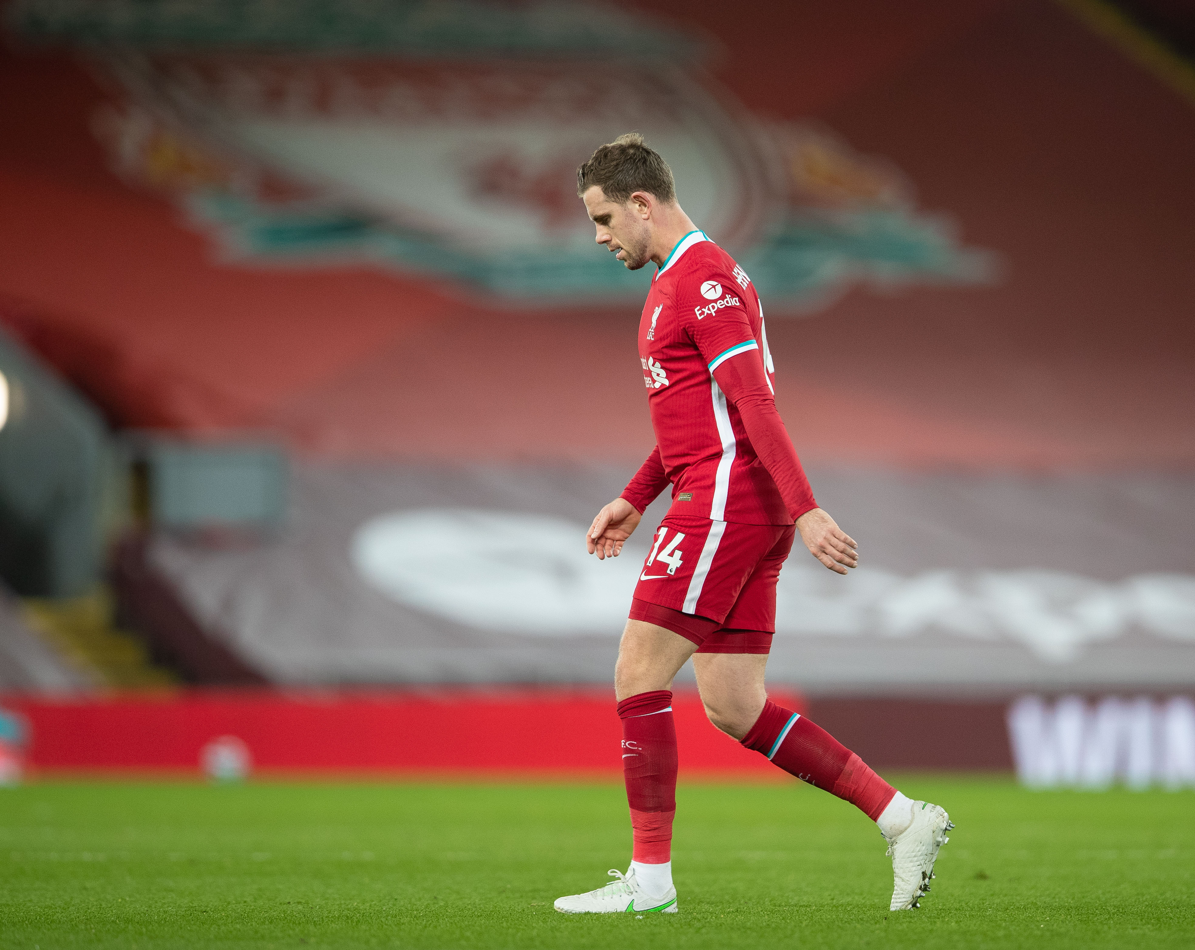 完成对下半 完成对下半